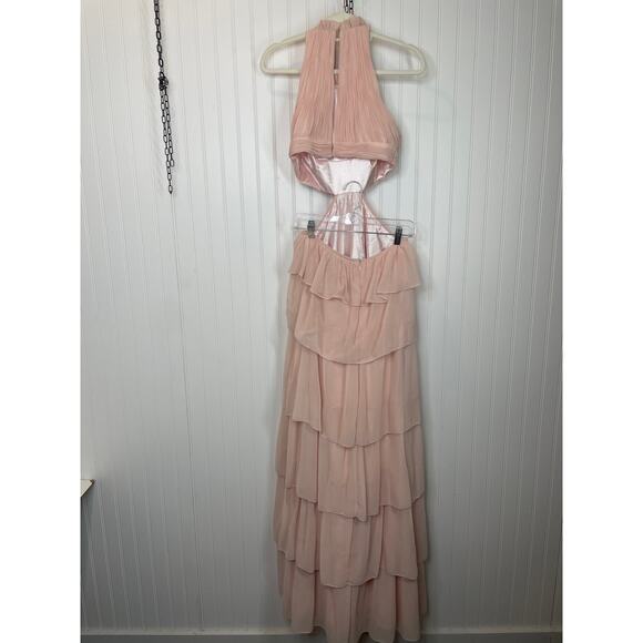 Leena for Mac Duggal 55817 High Neck Tiered Prom Dress Dress Blush Cut Out Sze 6 - Picture 3 of 8